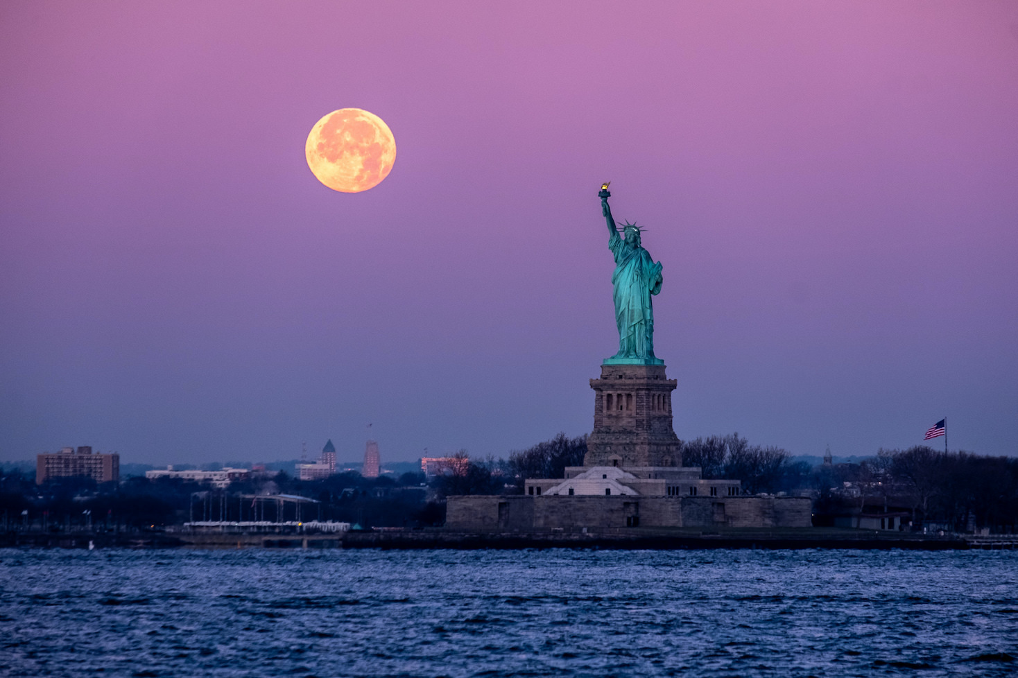 Full Moon Liberty Statue